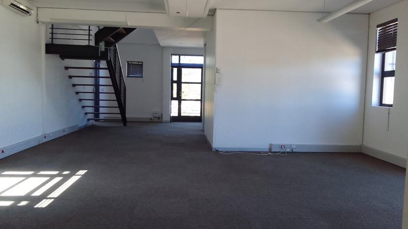 To Let commercial Property for Rent in Parow North Western Cape